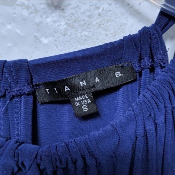 TIANA B. Halter Slinky Wide Leg Jumpsuit S - Picture 4 of 8